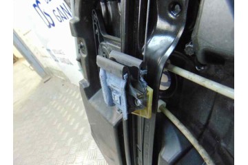 A2057200179 ELEVALUNAS DELANTERO IZQUIERDO MERCEDES-BENZ CLASE C (BM 205) BERLINA