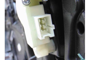 A2057200179 ELEVALUNAS DELANTERO IZQUIERDO MERCEDES-BENZ CLASE C (BM 205) BERLINA