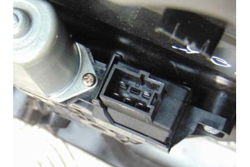 A2057300279 ELEVALUNAS TRASERO DERECHO MERCEDES-BENZ CLASE C (BM 205) BERLINA