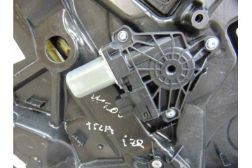 A2057300179 ELEVALUNAS TRASERO IZQUIERDO MERCEDES-BENZ CLASE C (BM 205) BERLINA