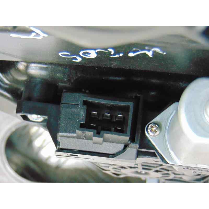 A2057300179 ELEVALUNAS TRASERO IZQUIERDO MERCEDES-BENZ CLASE C (BM 205) BERLINA