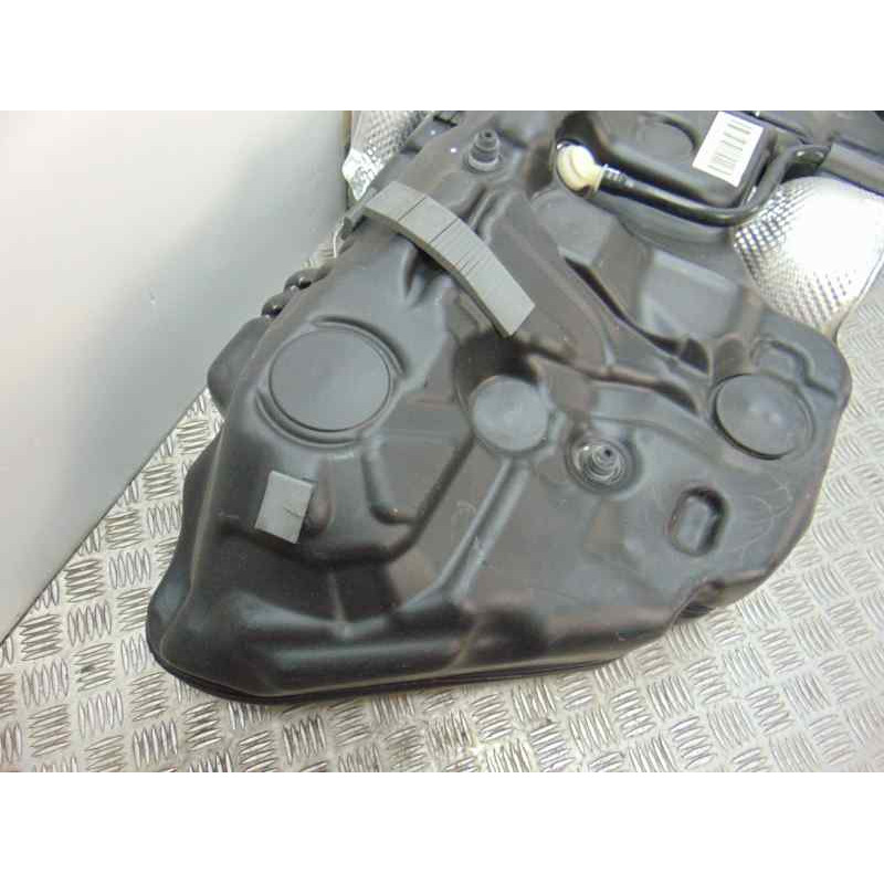 DEPOSITO COMBUSTIBLE MERCEDES-BENZ CLASE C (BM 205) BERLINA