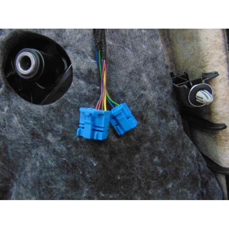 GUARNECIDO PUERTA TRASERA DERECHA MERCEDES-BENZ CLASE C (BM 205) BERLINA