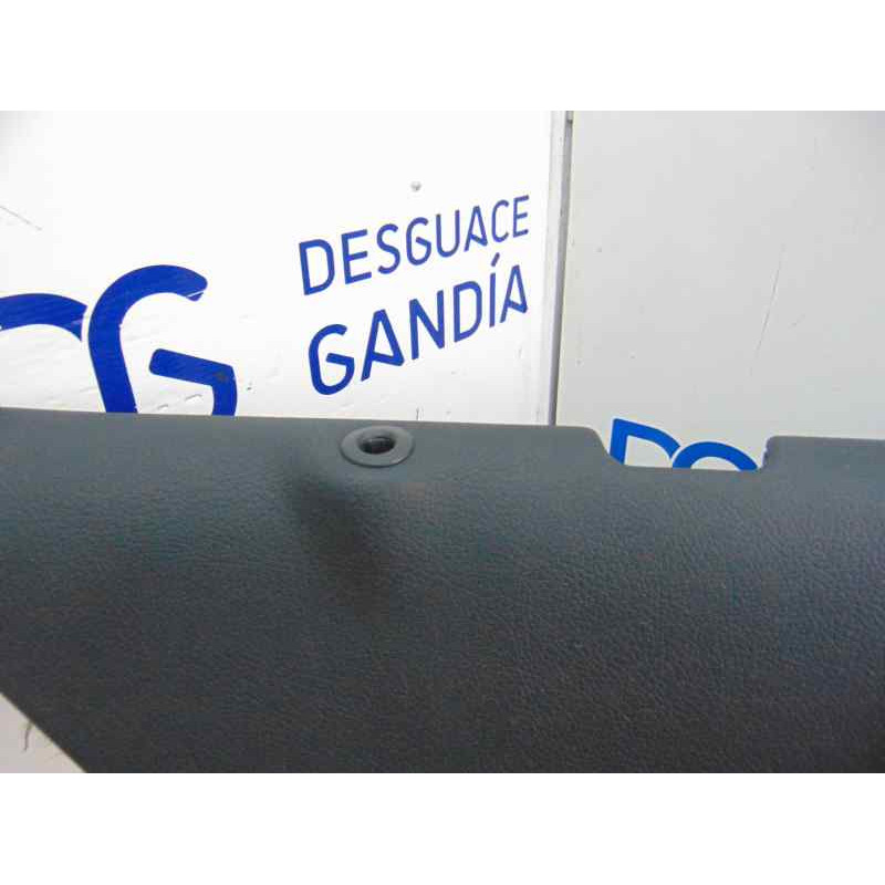 GUARNECIDO PUERTA TRASERA IZQUIERDA MERCEDES-BENZ CLASE C (BM 205) BERLINA