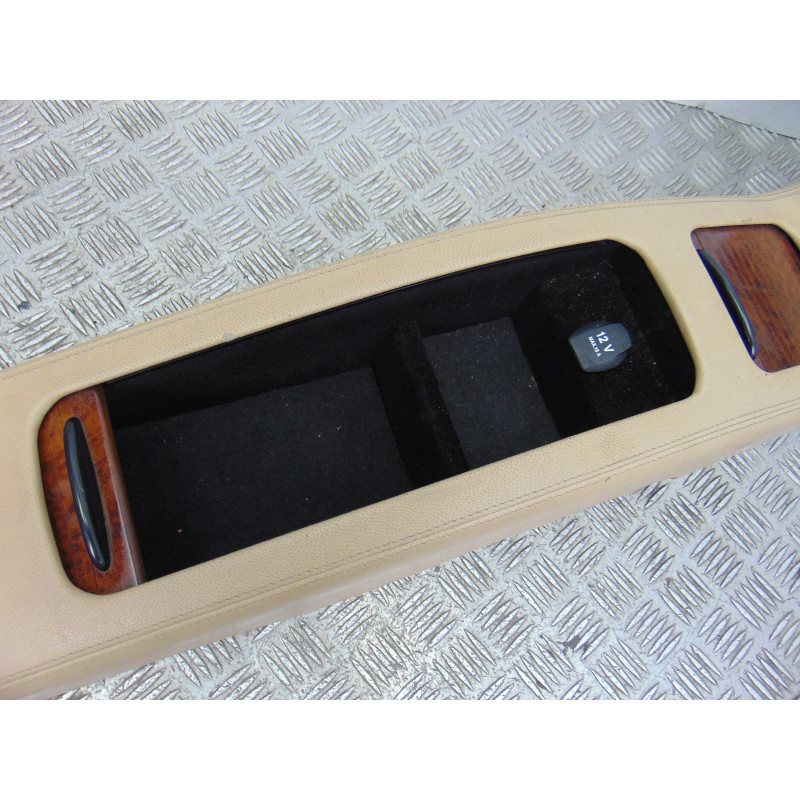 A2198600030 APOYABRAZOS CENTRAL MERCEDES-BENZ CLS (BM 219)