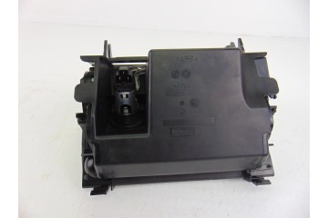 A2116802852 CENICERO MERCEDES-BENZ CLS (BM 219)