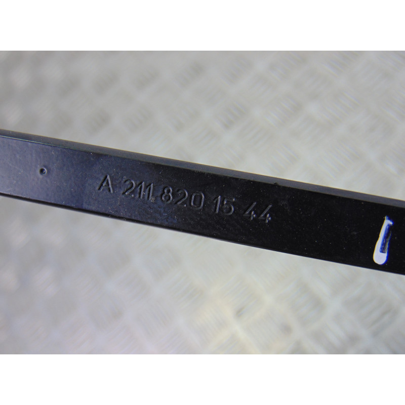 A2118201544 BRAZO LIMPIA DELANTERO IZQUIERDO MERCEDES-BENZ CLS (BM 219)