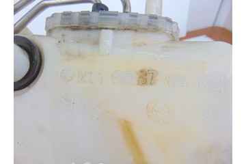 2118603760 DEPOSITO LIMPIA MERCEDES-BENZ CLS (BM 219)