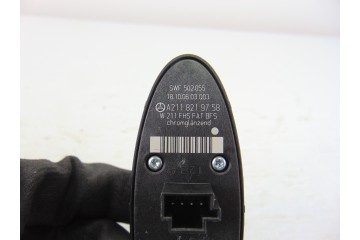 A2118219758 MANDO ELEVALUNAS DELANTERO DERECHO MERCEDES-BENZ CLS (BM 219)