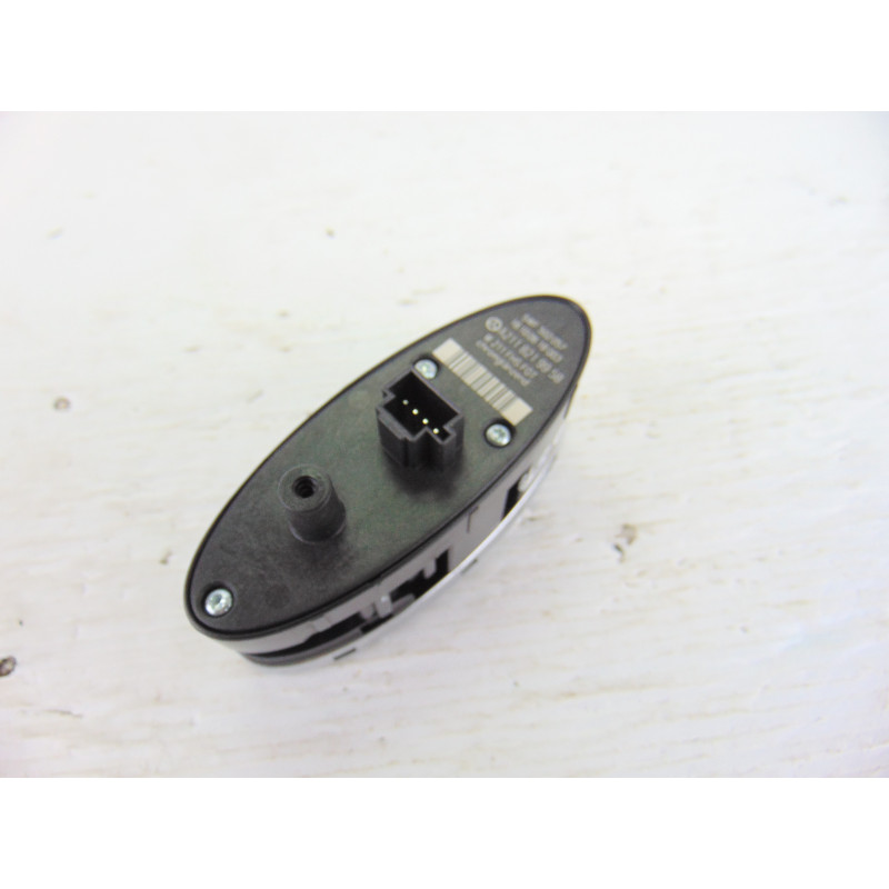 A2118219958 MANDO ELEVALUNAS TRASERO DERECHO MERCEDES-BENZ CLS (BM 219)