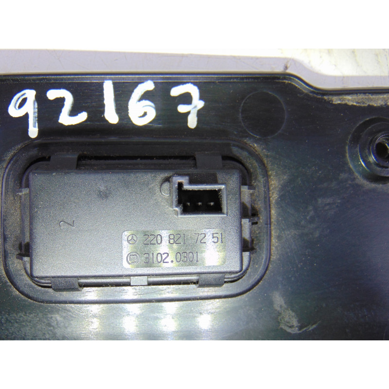 A2197500393 MOLDURAS TRASERAS MERCEDES-BENZ CLS (BM 219) 350 CGI (219.357) 2006 A2197500393 192167 MERCEDES-BENZ - 1