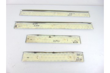 MOLDURA MERCEDES-BENZ CLS (BM 219)