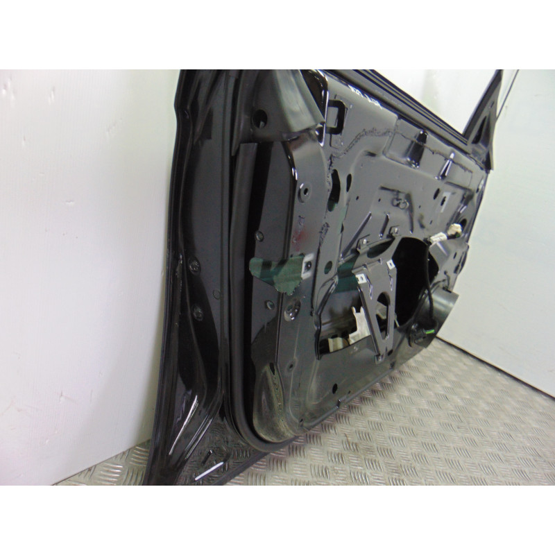 NEGRA PUERTA DELANTERA IZQUIERDA MERCEDES-BENZ CLS (BM 219)