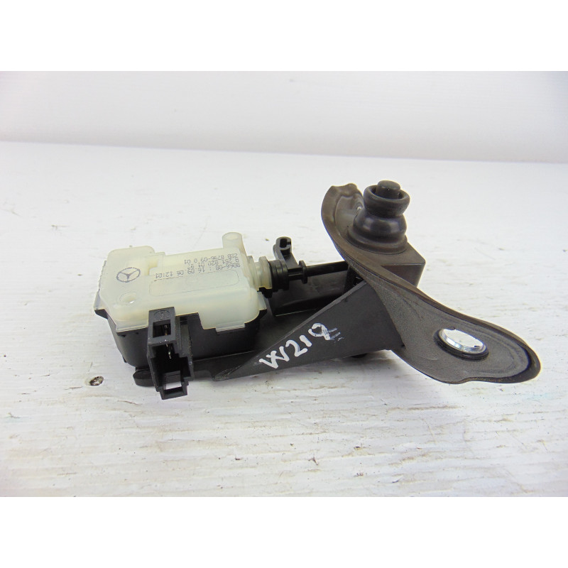 A2518200197 TAPA EXTERIOR COMBUSTIBLE MERCEDES-BENZ CLS (BM 219)