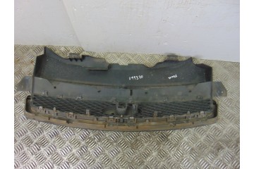  REJILLA DELANTERA FORD FOCUS BERLINA (CAP) Trend 2005 199378 FORD - 3