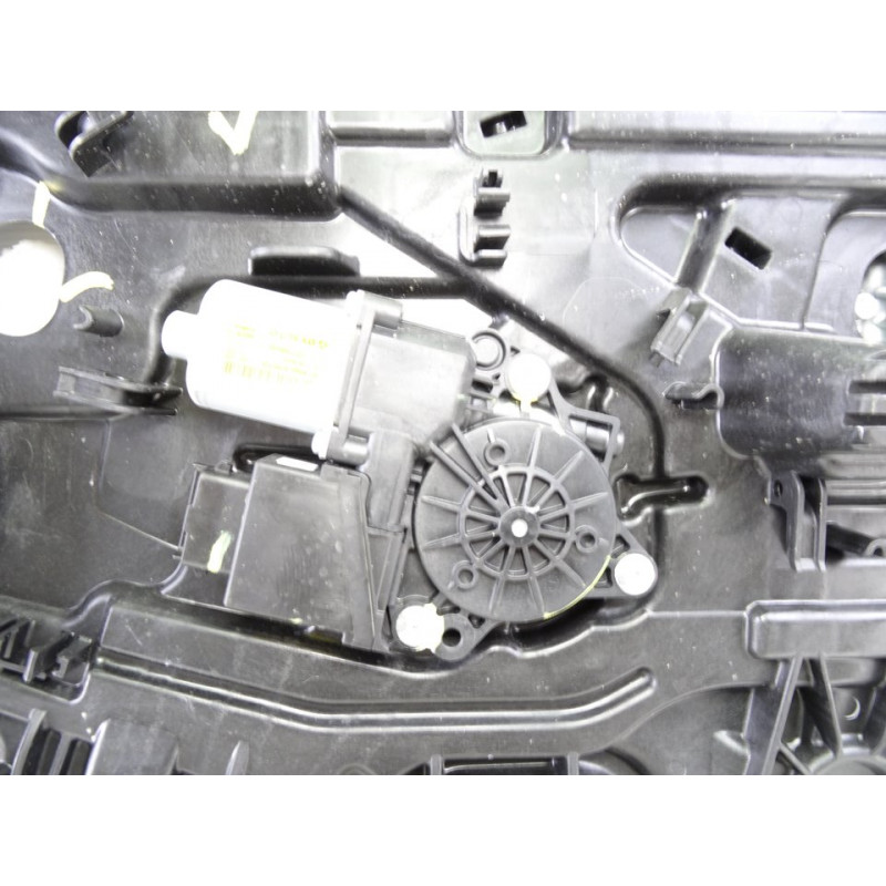 82480A2311 ELEVALUNAS DELANTERO DERECHO KIA CEED (JD)