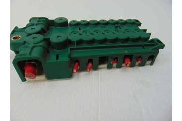 8387541 CAJA RELES / FUSIBLES BMW SERIE 5 TOURING (E39) 520i 2000 8387541 187990 BMW - 1