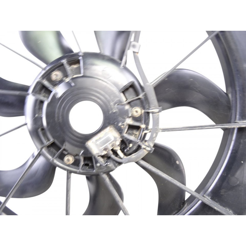 A2465000093 ELECTROVENTILADOR MERCEDES-BENZ CLASE A (BM 176) A 180 CDI BlueEfficiency (176.012) 2015 A2465000093 215299 MERCEDES