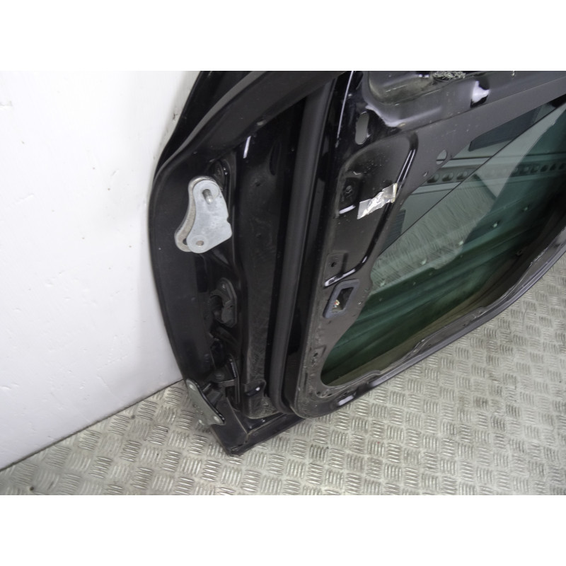 NEGRA PUERTA DELANTERA DERECHA MERCEDES-BENZ CLASE ML (BM 164) 320 / 350 CDI (164.122) 2005 NEGRA 208675 MERCEDES-BENZ - 2