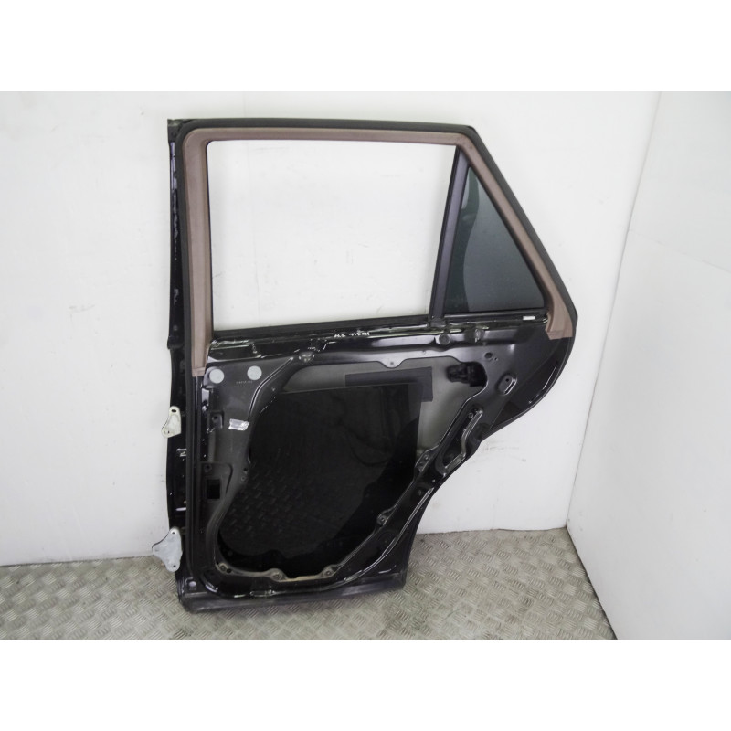 NEGRA  PUERTA TRASERA DERECHA MERCEDES-BENZ CLASE ML (BM 164) 320 / 350 CDI (164.122) 2005 NEGRA 208677 MERCEDES-BENZ - 1