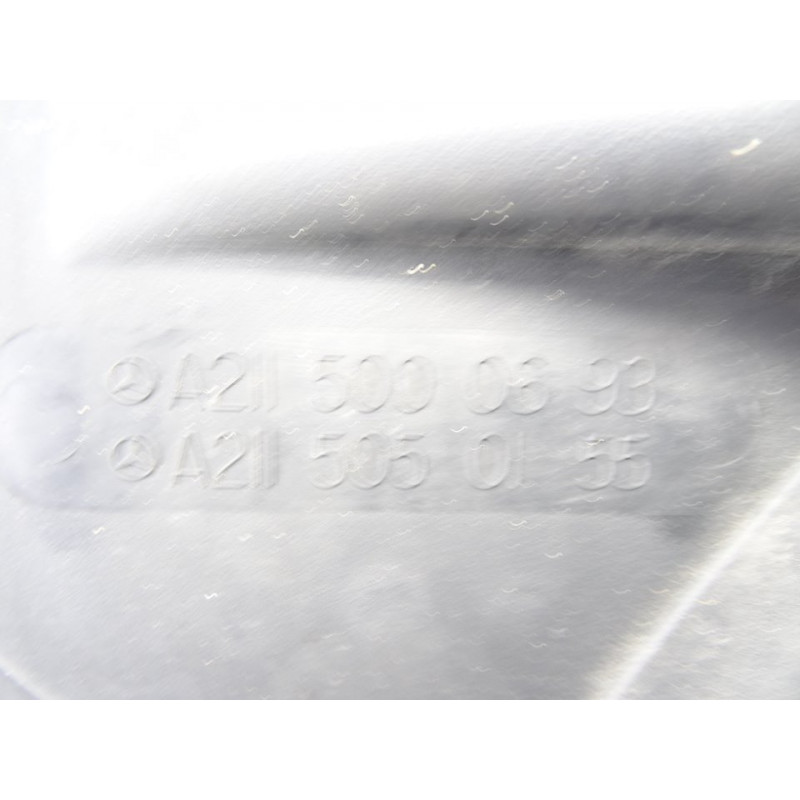 A2115000693  ELECTROVENTILADOR MERCEDES-BENZ CLASE E (BM 211) BERLINA E 270 CDI (211.016) 2003 A2115000693 215736 MERCEDES-BENZ 