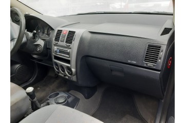 HYUNDAI GETZ (TB) 1.3 Básico