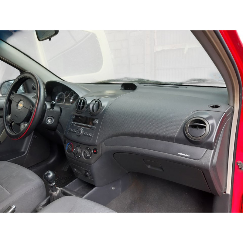 CHEVROLET AVEO BERLINA LT