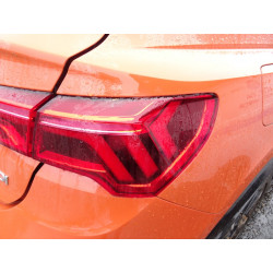 PILOTO TRASERO DERECHO AUDI Q3 (F3B)