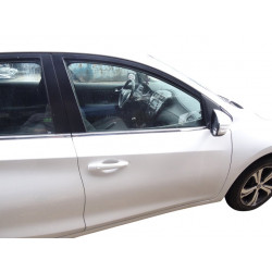 PUERTA DELANTERA DERECHA NISSAN PULSAR (C13M)