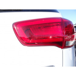 PILOTO TRASERO DERECHO INTERIOR KIA SPORTAGE (SL)