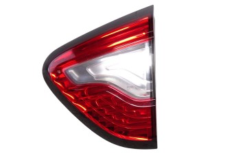 265508073R PILOTO TRASERO DERECHO INTERIOR RENAULT CAPTUR I Adventure 2016 265508073R 215418 RENAULT - 1