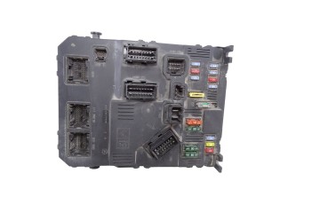 9657999680  CAJA RELES / FUSIBLES PEUGEOT PARTNER (S2) Combiespace 2007 9657999680 215926 PEUGEOT - 1