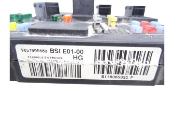 9657999680  CAJA RELES / FUSIBLES PEUGEOT PARTNER (S2) Combiespace 2007 9657999680 215926 PEUGEOT - 1