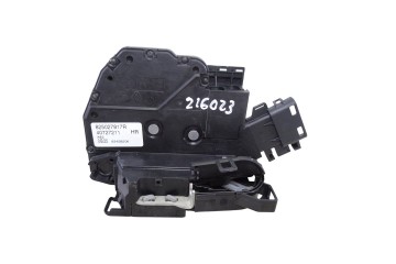 825027817R  CERRADURA PUERTA LATERAL DERECHA RENAULT TRAFIC III COMBI Combi 9 L1H1 2,8t (8/9 plazas) 2020 825027817R 216023 RENA