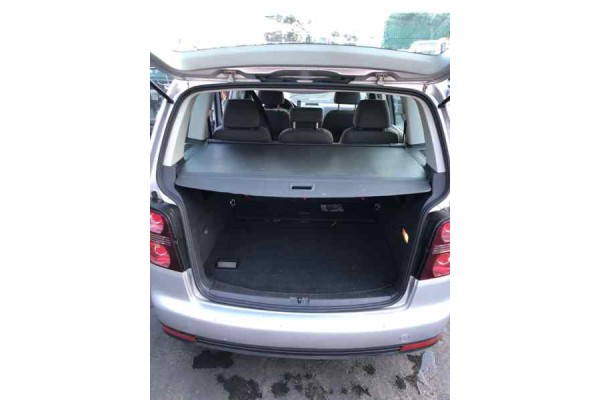 VOLKSWAGEN TOURAN (1T2) Advance