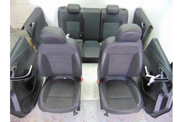  JUEGO ASIENTOS COMPLETO OPEL ASTRA J SPORTS TOURER Sport 2010 195821 AUDI - 32