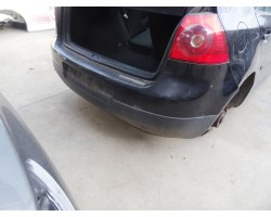 NEGRO PARAGOLPES TRASERO VOLKSWAGEN GOLF V (1K1)(10.2003)