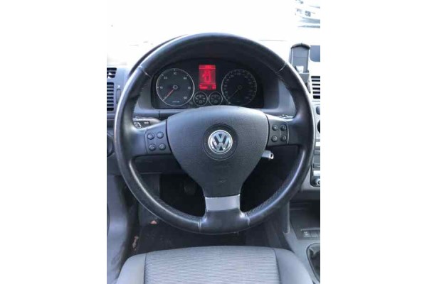 VOLKSWAGEN TOURAN (1T2) Advance
