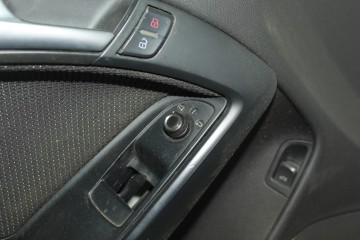 275800-2956 CENTRALITA MOTOR UCE NISSAN X-TRAIL (T30)