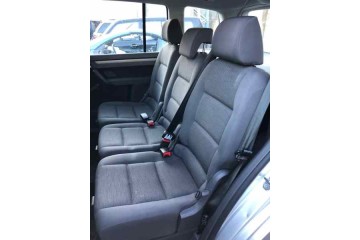 VOLKSWAGEN TOURAN (1T2) Advance