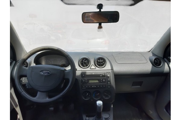 FORD FIESTA (CBK) Ambiente