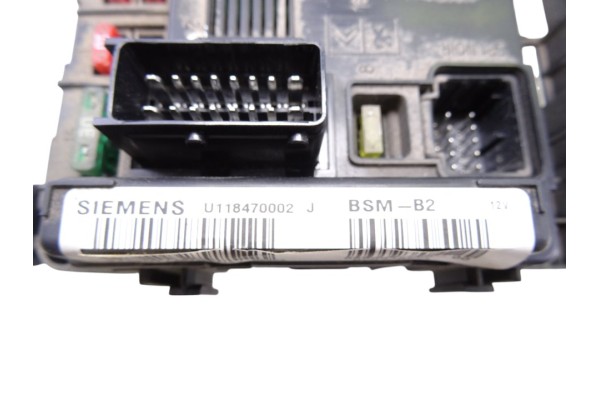 9650618580 CAJA RELES / FUSIBLES PEUGEOT PARTNER (S2)