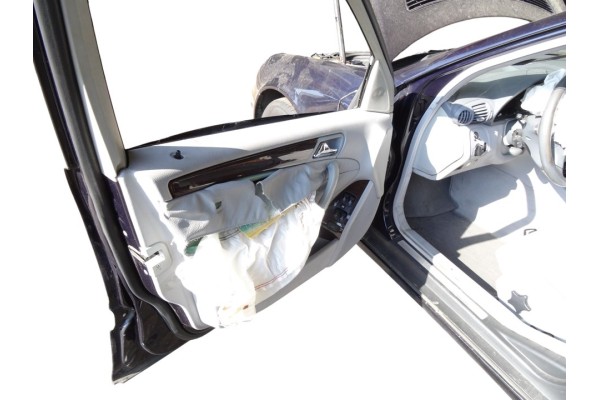  JUEGO ASIENTOS COMPLETO MERCEDES-BENZ CLASE C (BM 203) BERLINA 220 CDI (203.006) 2002 216343 MERCEDES-BENZ - 7