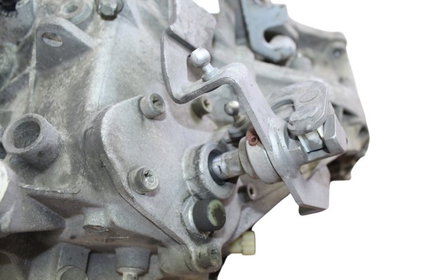 5V M CAJA CAMBIOS OPEL ZAFIRA A Elegance 2003 5V M 216524 OPEL - 3