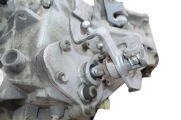 5V M CAJA CAMBIOS OPEL ZAFIRA A Elegance 2003 5V M 216524 OPEL - 3