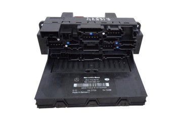 2039060005 CAJA RELES / FUSIBLES MERCEDES-BENZ CLASE C (BM 203) BERLINA 200 CDI (203.004) 2001 2039060005 216574 MERCEDES-BENZ -