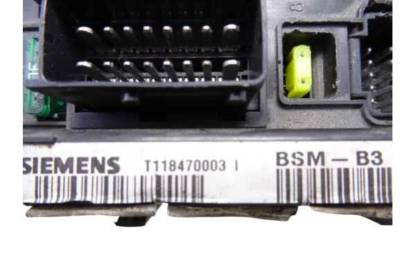 9643498880  CAJA RELES / FUSIBLES CITROEN C5 BERLINA 2.0 HDi Magic 2004 9643498880 216618 CITROEN - 1