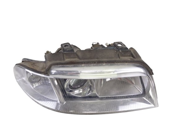 8D0941004AK FARO DERECHO AUDI A4 BERLINA (B5)