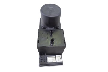 8D0862257B CENTRALITA CIERRE AUDI A4 BERLINA (B5)