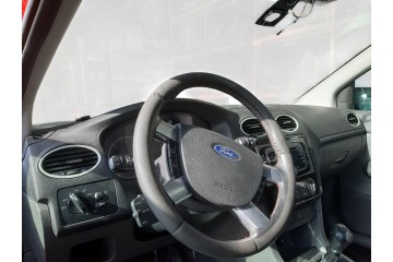 FORD FOCUS BERLINA (CAP) Ambiente (D)